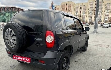 Chevrolet Niva I рестайлинг, 2018 год, 625 000 рублей, 5 фотография