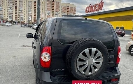 Chevrolet Niva I рестайлинг, 2018 год, 625 000 рублей, 4 фотография