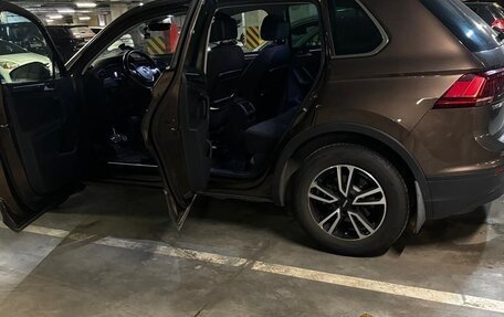 Volkswagen Tiguan II, 2019 год, 3 300 000 рублей, 4 фотография