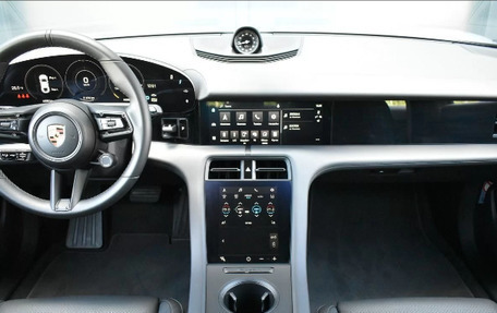 Porsche Taycan I, 2021 год, 8 390 000 рублей, 5 фотография