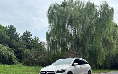 Mercedes-Benz B-Класс, 2023 год, 1 800 000 рублей, 1 фотография