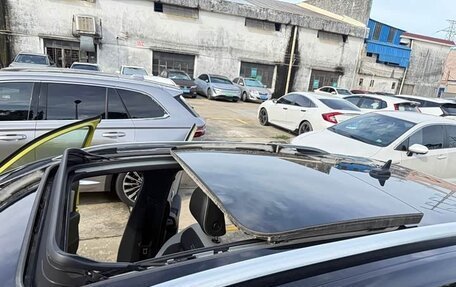 Volkswagen T-Roc I, 2023 год, 1 867 000 рублей, 9 фотография