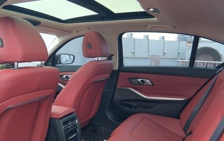 BMW 3 серия, 2022 год, 3 300 000 рублей, 9 фотография