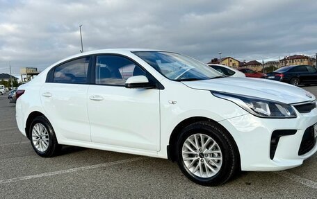 KIA Rio IV, 2018 год, 1 120 000 рублей, 4 фотография
