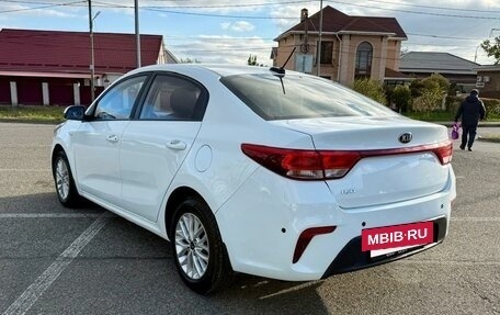 KIA Rio IV, 2018 год, 1 120 000 рублей, 12 фотография