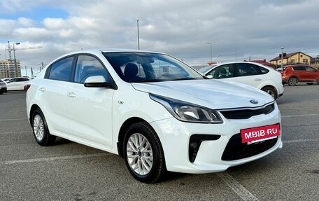 KIA Rio IV, 2018 год, 1 120 000 рублей, 3 фотография
