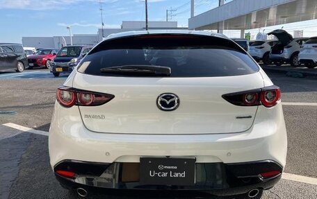 Mazda 3, 2021 год, 1 200 000 рублей, 6 фотография
