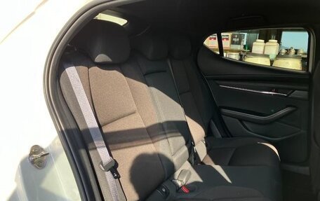 Mazda 3, 2021 год, 1 200 000 рублей, 12 фотография