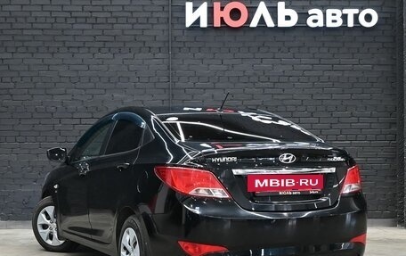 Hyundai Solaris II рестайлинг, 2014 год, 920 000 рублей, 4 фотография
