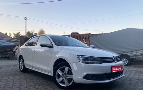Volkswagen Jetta VI, 2012 год, 850 000 рублей, 1 фотография