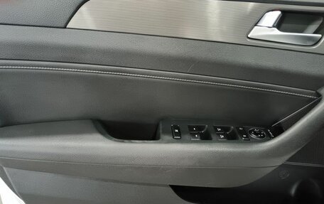 Hyundai Sonata VII, 2018 год, 2 130 000 рублей, 19 фотография