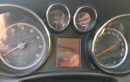 Opel Astra J, 2012 год, 700 000 рублей, 7 фотография
