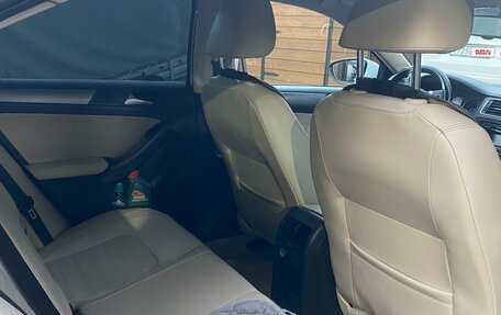 Volkswagen Jetta VI, 2012 год, 850 000 рублей, 5 фотография