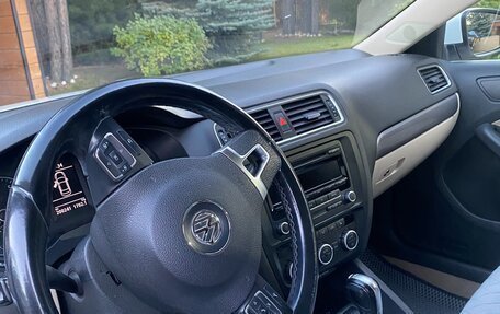 Volkswagen Jetta VI, 2012 год, 850 000 рублей, 7 фотография