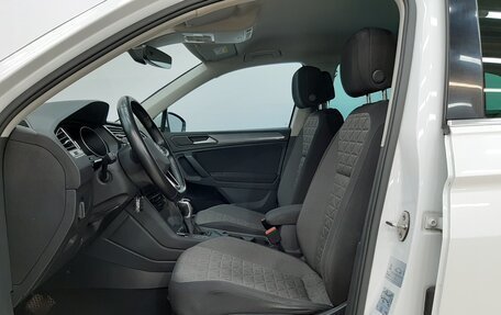 Volkswagen Tiguan II, 2021 год, 2 469 000 рублей, 10 фотография