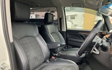Mitsubishi Delica D:5 I, 2022 год, 2 512 000 рублей, 9 фотография