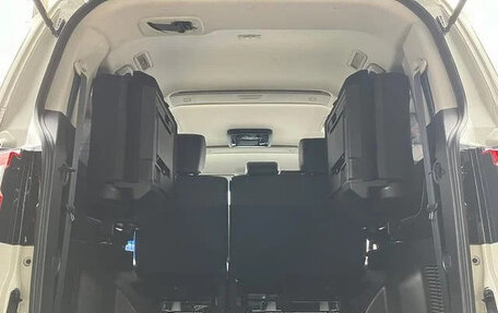 Mitsubishi Delica D:5 I, 2022 год, 2 512 000 рублей, 21 фотография