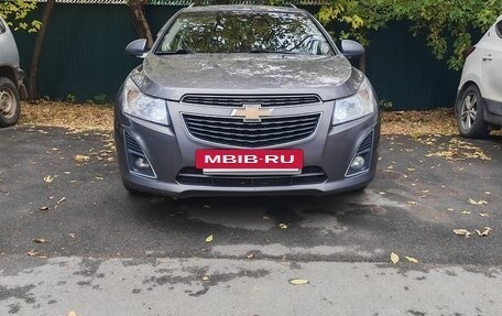 Chevrolet Cruze II, 2013 год, 800 000 рублей, 3 фотография