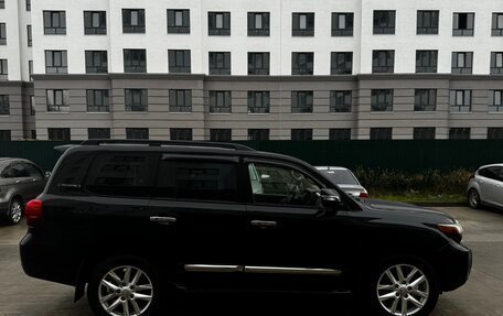 Toyota Land Cruiser 200, 2013 год, 2 890 000 рублей, 4 фотография