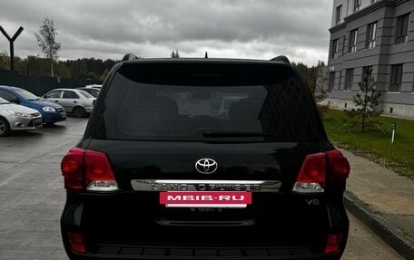 Toyota Land Cruiser 200, 2013 год, 2 890 000 рублей, 8 фотография