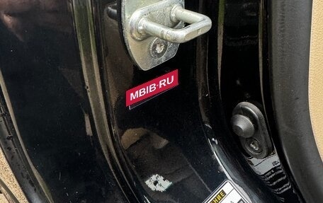 Toyota Land Cruiser 200, 2013 год, 2 890 000 рублей, 22 фотография