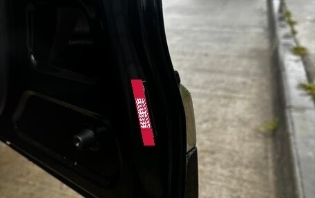 Toyota Land Cruiser 200, 2013 год, 2 890 000 рублей, 20 фотография