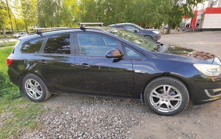 Opel Astra J, 2013 год, 619 000 рублей, 3 фотография