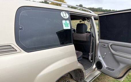 Toyota Land Cruiser 100 рестайлинг 2, 2002 год, 2 400 000 рублей, 9 фотография