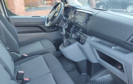 Opel Vivaro, 2021 год, 2 890 000 рублей, 7 фотография