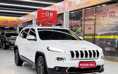 Jeep Cherokee, 2021 год, 1 400 000 рублей, 3 фотография