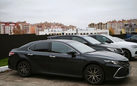 Toyota Camry, 2022 год, 2 450 000 рублей, 2 фотография