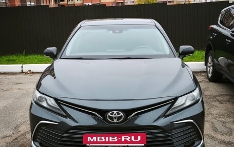 Toyota Camry, 2022 год, 2 450 000 рублей, 3 фотография
