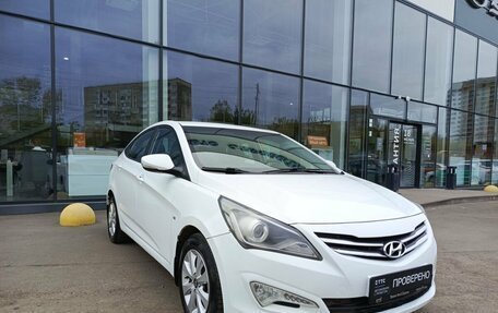 Hyundai Solaris II рестайлинг, 2016 год, 823 000 рублей, 3 фотография