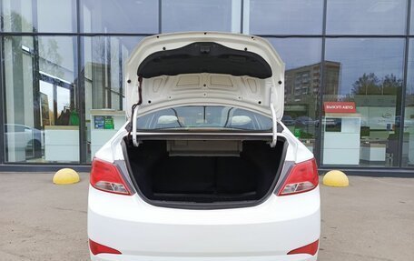 Hyundai Solaris II рестайлинг, 2016 год, 823 000 рублей, 12 фотография