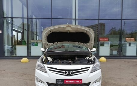 Hyundai Solaris II рестайлинг, 2016 год, 823 000 рублей, 11 фотография