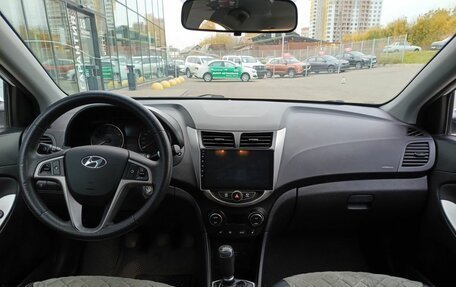 Hyundai Solaris II рестайлинг, 2016 год, 823 000 рублей, 17 фотография