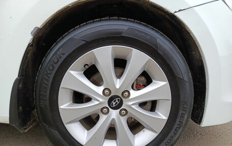 Hyundai Solaris II рестайлинг, 2016 год, 823 000 рублей, 22 фотография