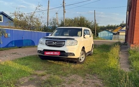 Honda Pilot III рестайлинг, 2013 год, 2 500 000 рублей, 10 фотография