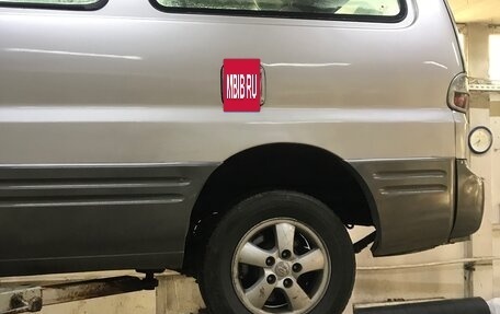 Hyundai Starex I рестайлинг, 2006 год, 1 000 000 рублей, 3 фотография