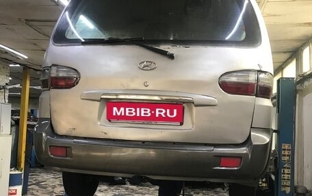 Hyundai Starex I рестайлинг, 2006 год, 1 000 000 рублей, 5 фотография