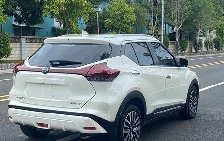 Nissan Kicks I, 2022 год, 1 785 000 рублей, 5 фотография