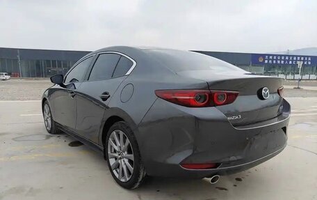 Mazda 3, 2022 год, 1 900 000 рублей, 7 фотография