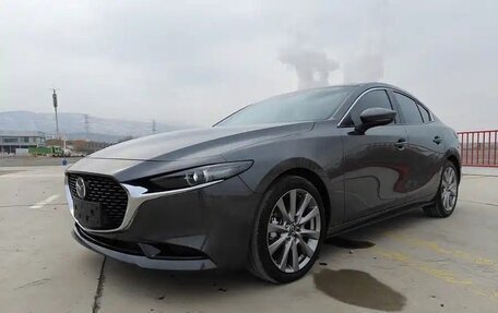 Mazda 3, 2022 год, 1 900 000 рублей, 3 фотография