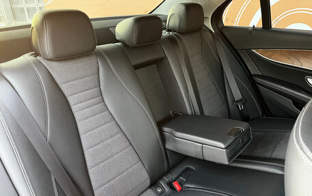Mercedes-Benz E-Класс, 2019 год, 3 199 000 рублей, 34 фотография