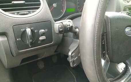 Ford Focus II рестайлинг, 2006 год, 400 000 рублей, 13 фотография