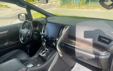 Toyota Alphard III, 2021 год, 7 180 000 рублей, 18 фотография