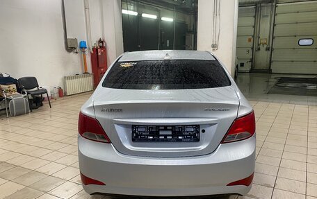 Hyundai Solaris II рестайлинг, 2015 год, 689 000 рублей, 3 фотография