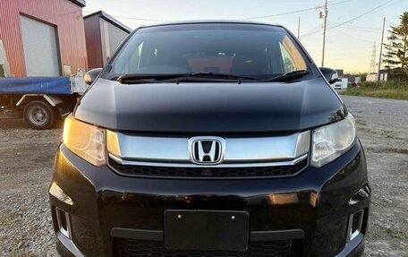 Honda Freed I, 2016 год, 785 000 рублей, 2 фотография