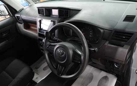 Toyota Roomy I, 2020 год, 1 039 000 рублей, 11 фотография