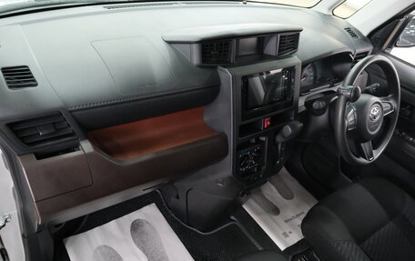 Toyota Roomy I, 2020 год, 1 039 000 рублей, 18 фотография